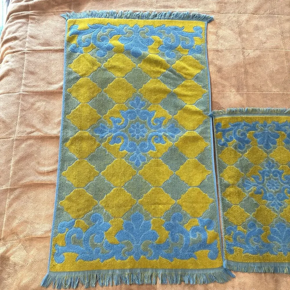 2 Vintage JC Penney Fashion Manor Bath Hand Towel Set MCM Blue Avocado Olive